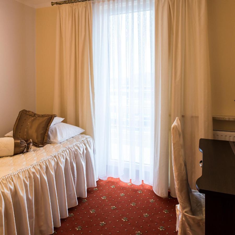 Lachowka Duza Motel Lesta מראה חיצוני תמונה